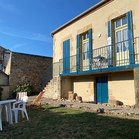 Studio Logis Les Roses Bourbon-lʼArchambault Kültér fotó