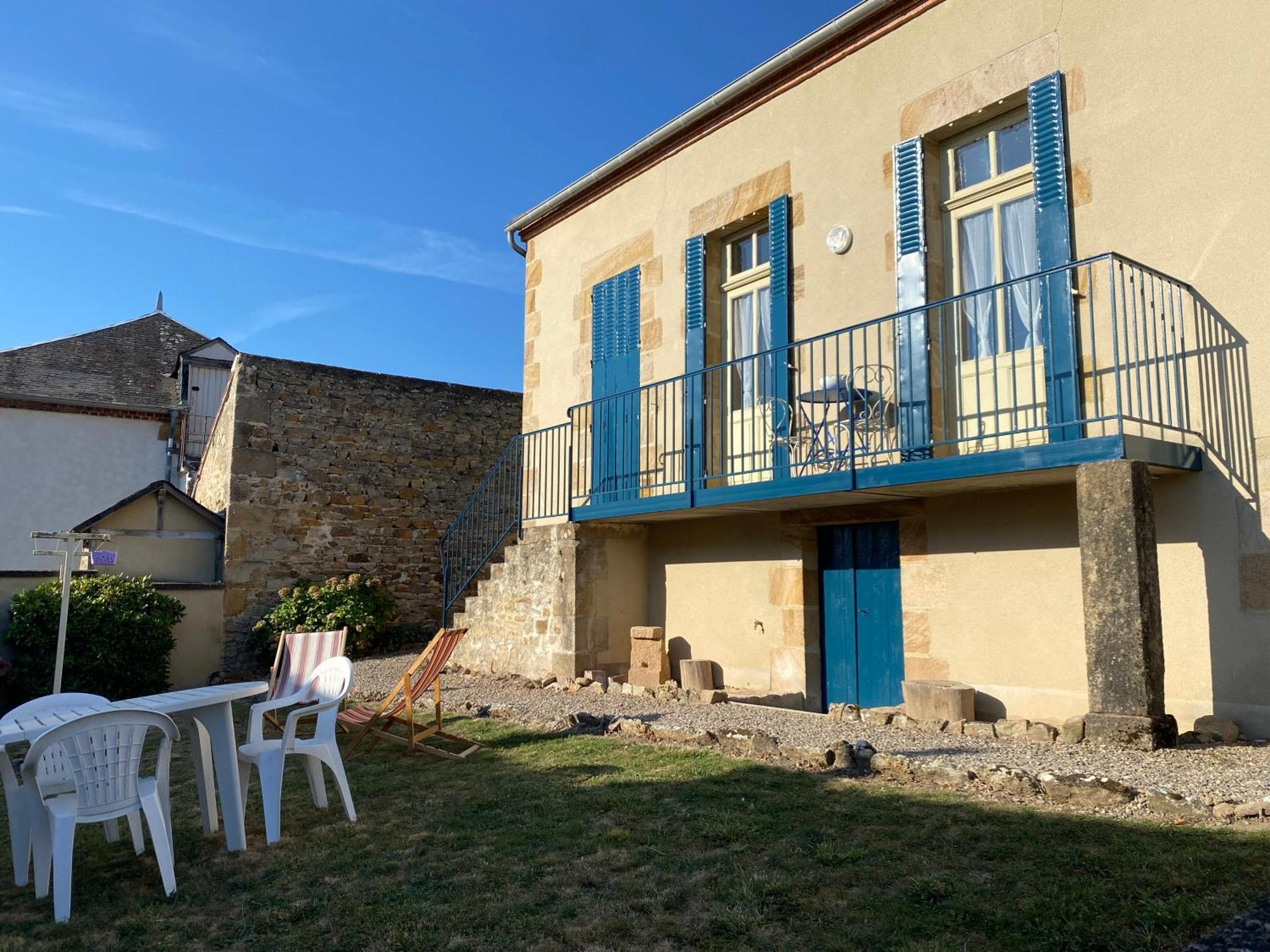 Studio Logis Les Roses Bourbon-lʼArchambault Kültér fotó