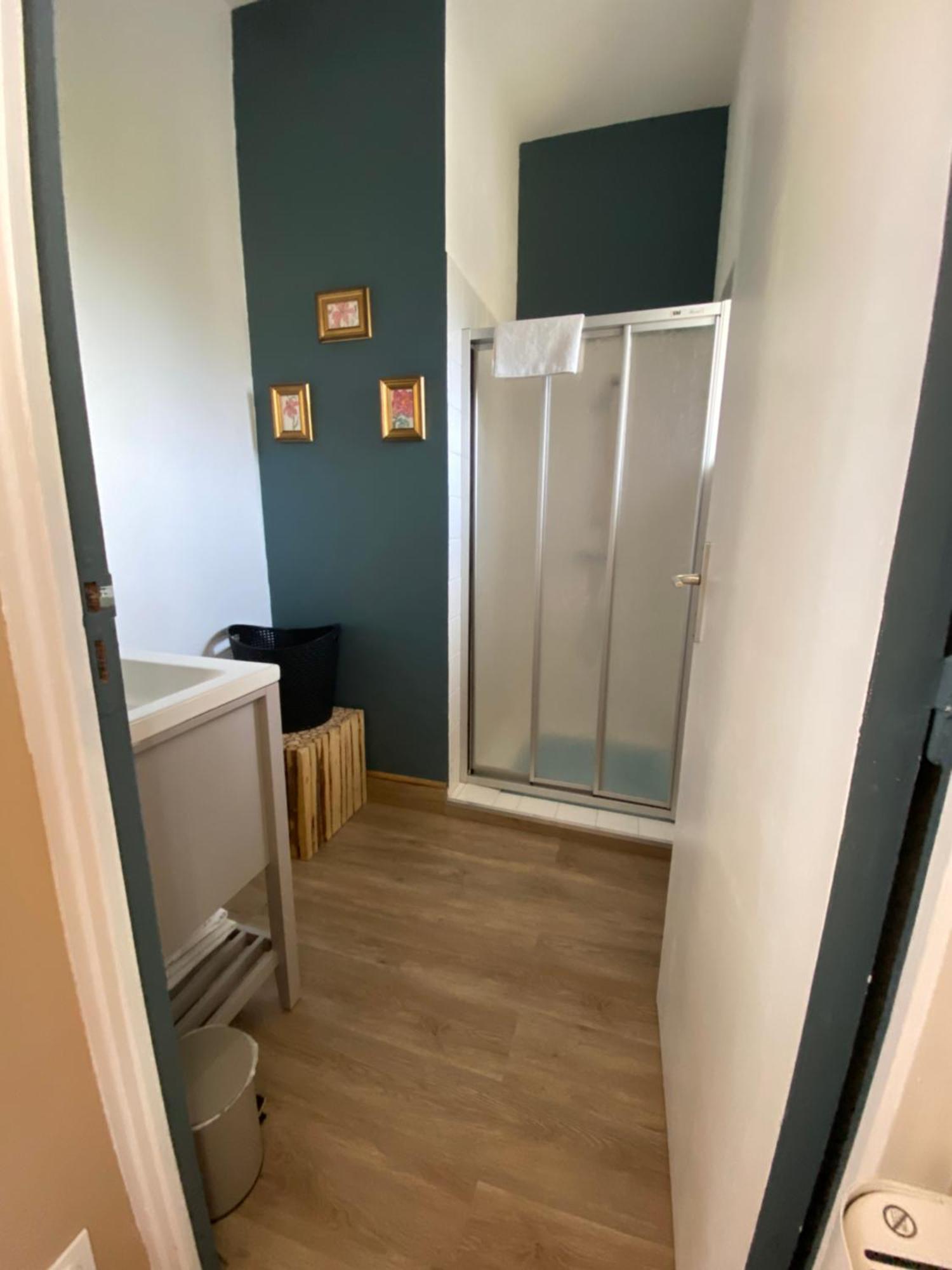 Studio Logis Les Roses Bourbon-lʼArchambault Kültér fotó