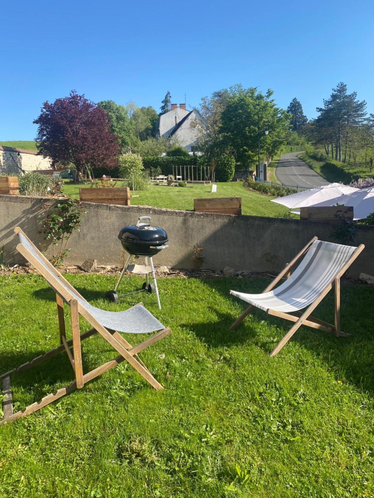 Studio Logis Les Roses Bourbon-lʼArchambault Kültér fotó